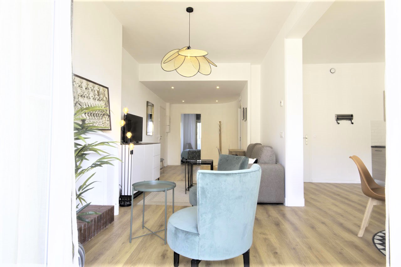 Salon 2 1